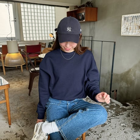 compact sweat pullover