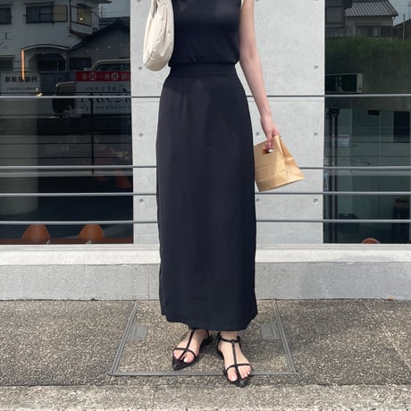 【SAMPLE SALE】narrow back slit skirt