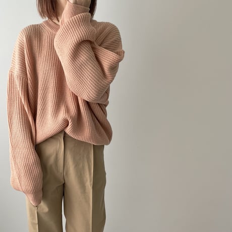 pastel color knit pullover