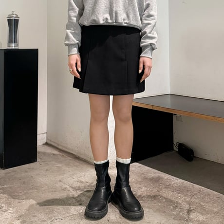 【SAMPLE SALE】box pleats mini skirt