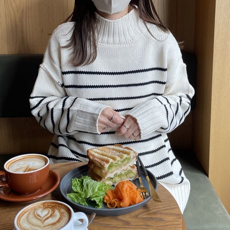 loose border turtle knit