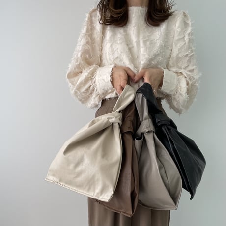 one handle square bag