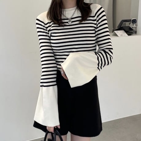 flare sleeve compact border knit