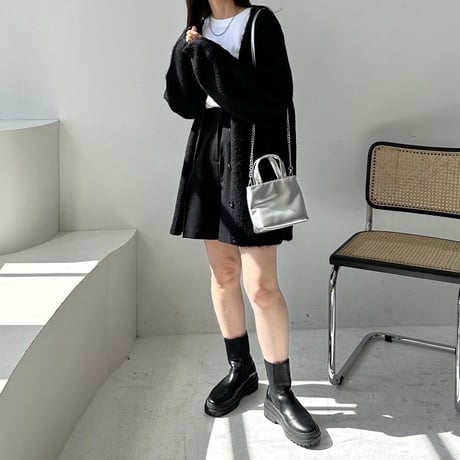 high-waist tuck half pants