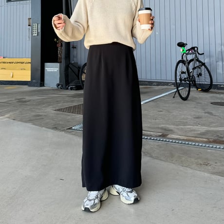 【SAMPLE SALE】narrow back slit skirt