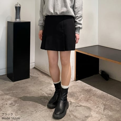 【SAMPLE SALE】box pleats mini skirt