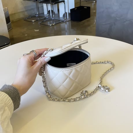 【SAMPLE SALE】quilting chain mini bag