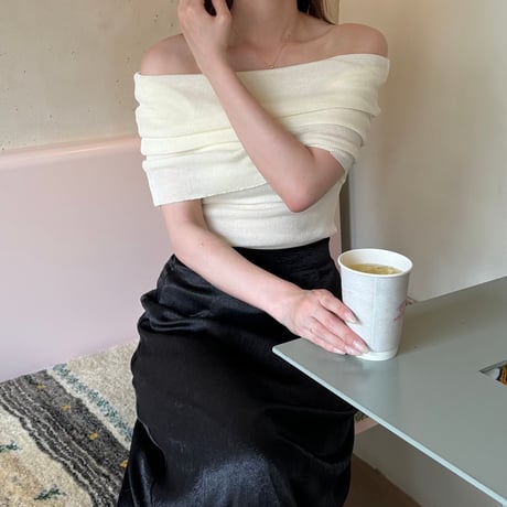 【SAMPLE SALE】half sleeve sheer off shoulder knit