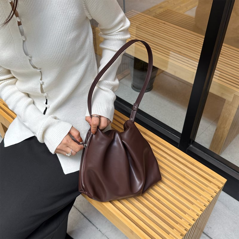 美品　ロンシャン　ハンドバッグ　茶　ホーボー　ギャザー　ワンショルダー　T2 美品 ロンシャン ハンドバッグ 茶 ホーボー ギャザー ワン