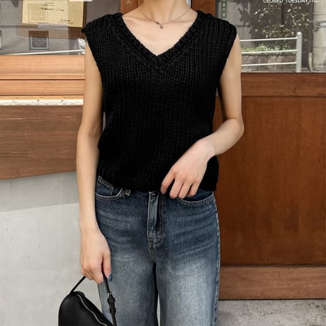 roving knit vest