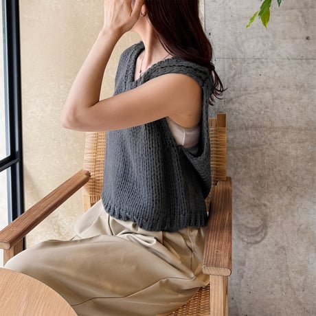 roving knit vest