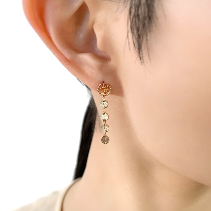 アリウム ピアス/ ピンクゴールド/ KAORU | KAIRASHI Online Store アリウム ピアス/ ピンクゴールド/ KAORU | KAIRASHI Online Store