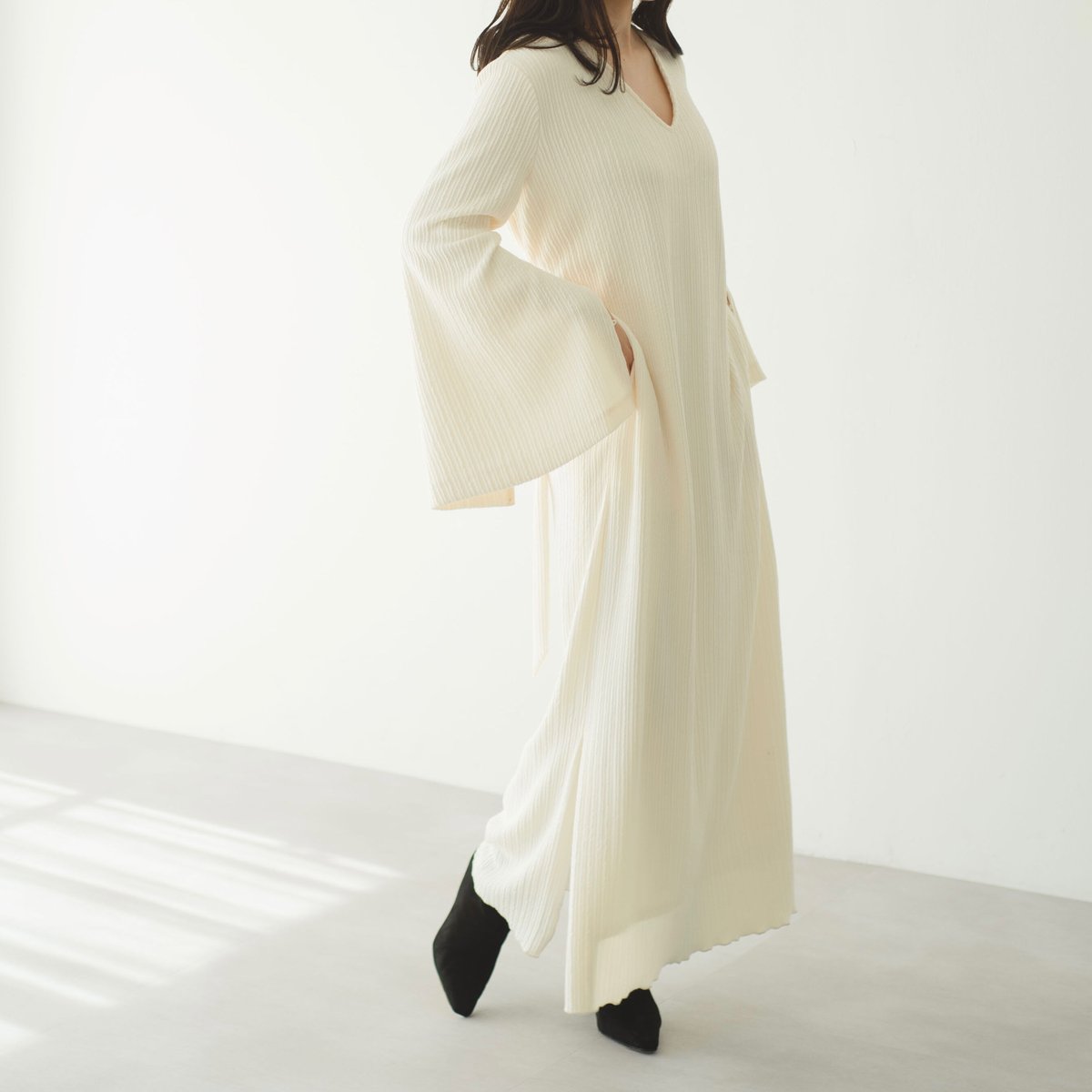 bell sleeve lib knit dress 【leema-017aw】 | Le.ema