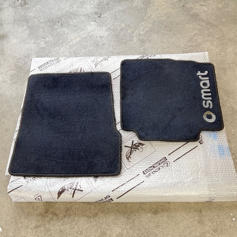 スマート450 USED フロアマット 右ハンドル用 | s.ism store