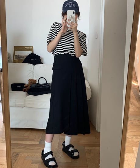 asymmetry design skirt/2color