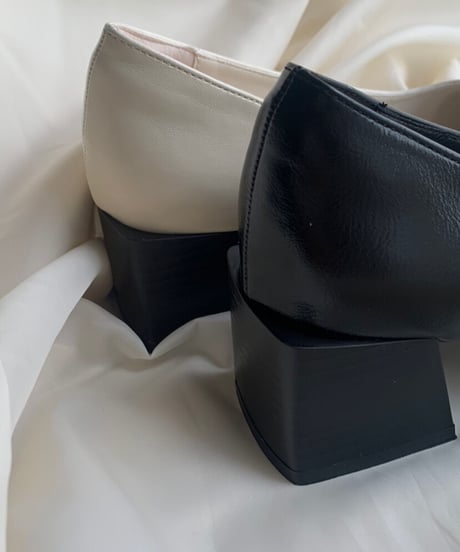 square toe chunky pumps/3color