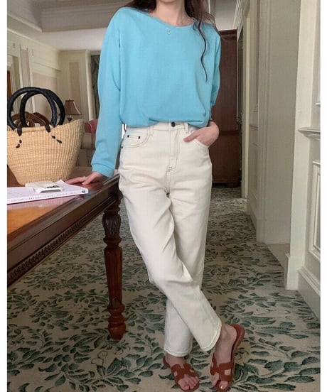 stitch white pants
