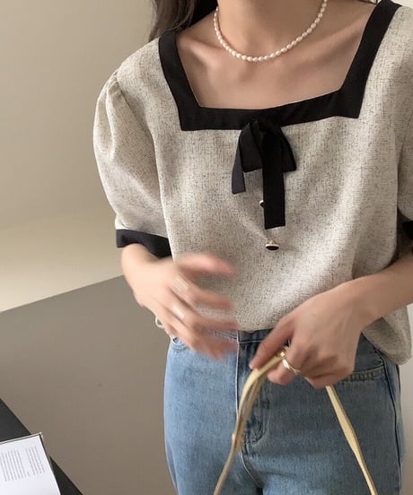 ribbon square neck blouse/2color