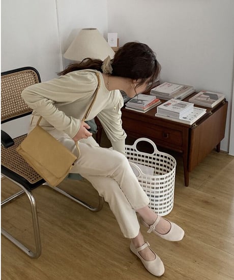 highrise cropped white denim