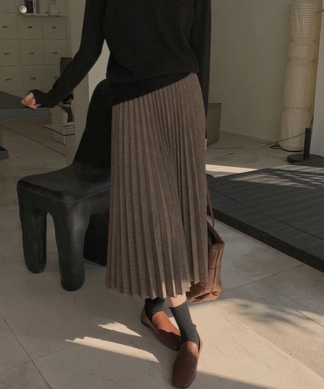 check accordion skirt
