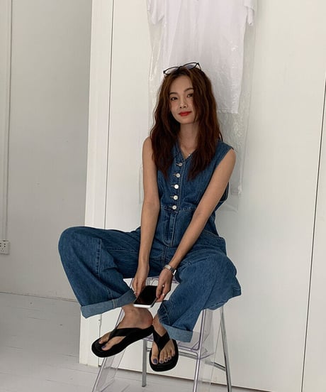 sleeveless denim jump suit/2color