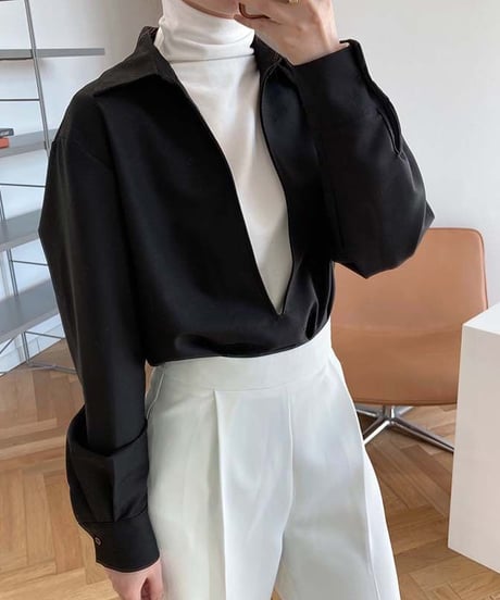 [OUTLET]deep neck pullover/2color