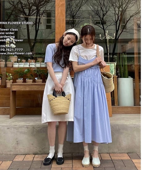 A line middle denim skirt/2color