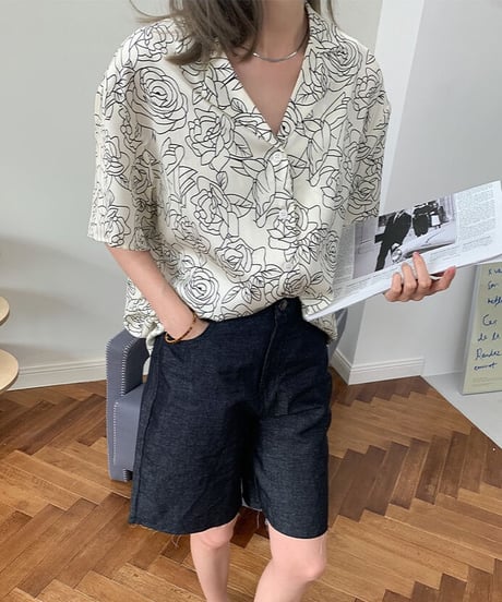 line art open collar shirt
