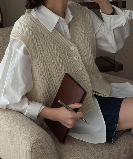 V neck cable knit vest/3color