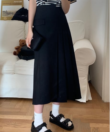 asymmetry design skirt/2color