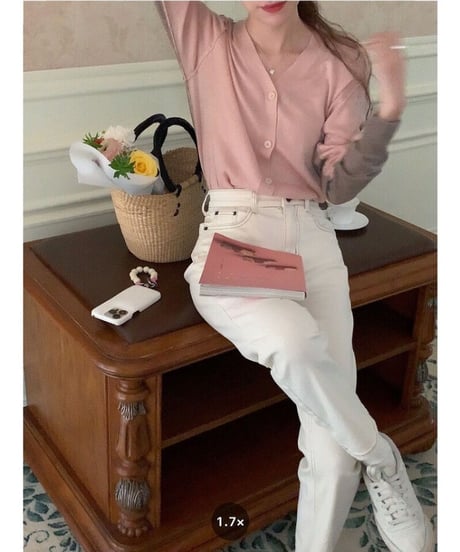 stitch white pants