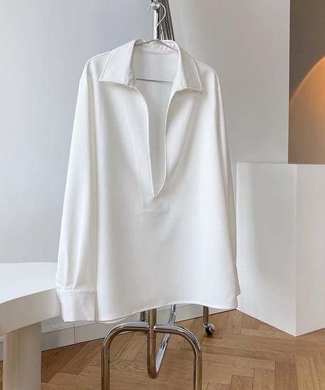 [OUTLET]deep neck pullover/2color