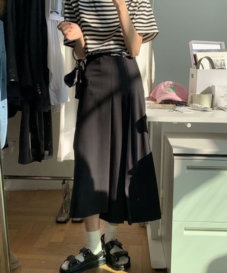 asymmetry design skirt/2color