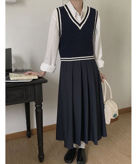 A line pleats long skirt/3color