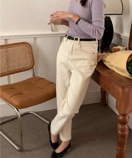 stitch white pants