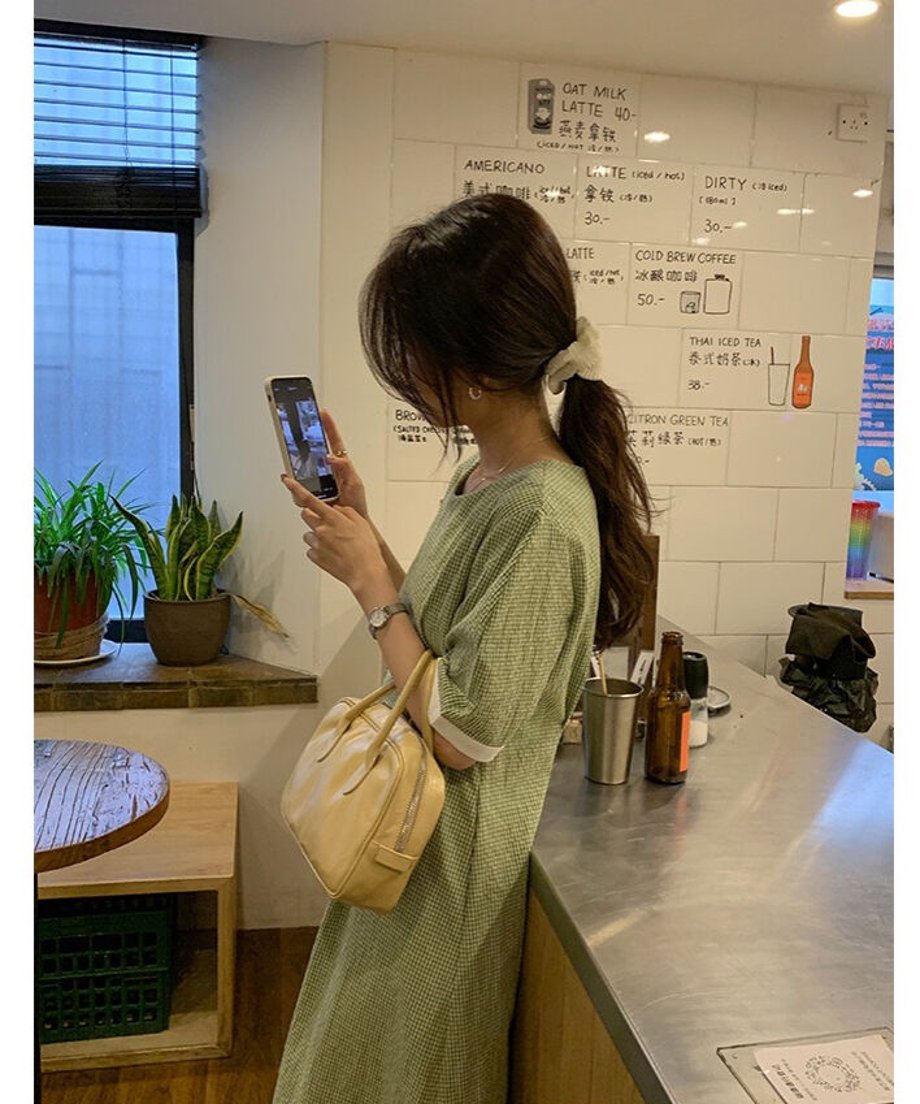 60af1b9e0e24032d6591a4a2