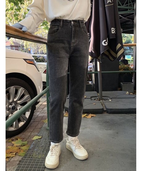 cropped black slim denim