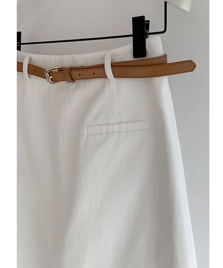 white middle skirt