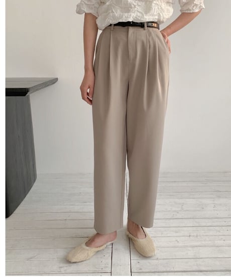 double tuck slacks