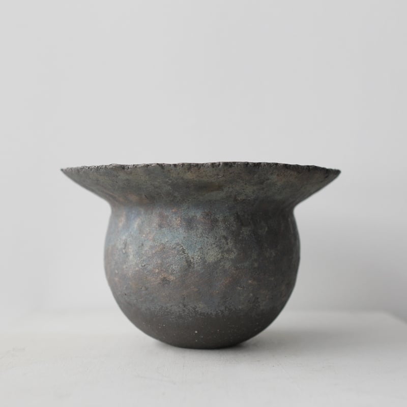 手びねり陶花器・オブジェ 高田かえ 手びねり 花器(1) | sou.