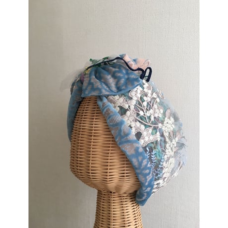 【一点物】Botanical motif embroidery/Blue