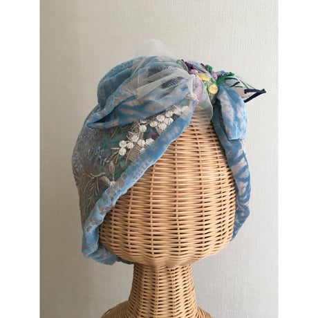 【一点物】Botanical motif embroidery/Blue