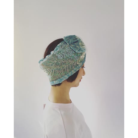 【一点物】Botanical motif embroidery/Blue