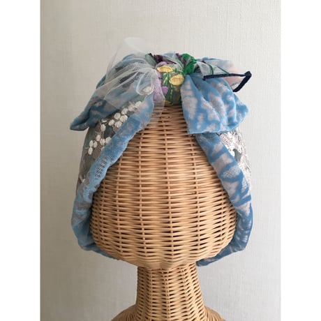 【一点物】Botanical motif embroidery/Blue