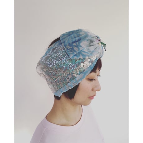 【一点物】Botanical motif embroidery/Blue