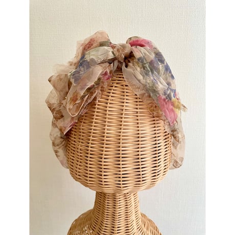 Flower gradation/Beige
