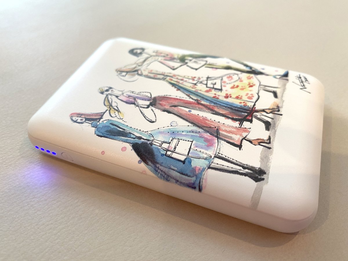 ☆なつき☆ バッテリーなし 伊藤ナツキ モバイルバッテリー（※裏面 東京タワー）5000mAh