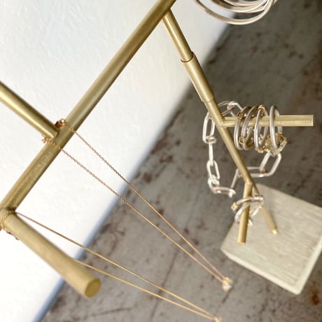 12-js jewelry stand