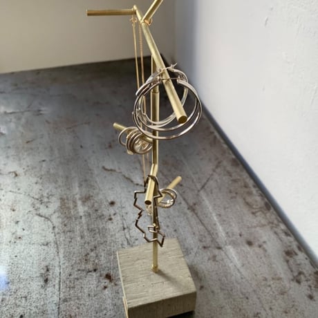 12-js jewelry stand