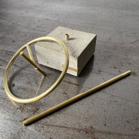 13-ss sunglasses stand